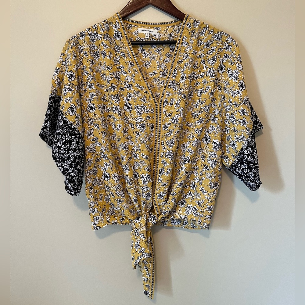 MAX STUDIO Women’s Blouse Size Small